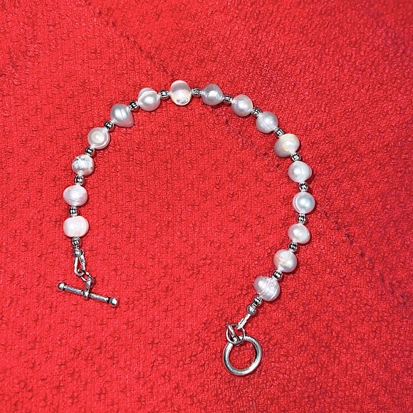 Handmade Fresh Water Pearl & Silver Beaded Bracelet - Picture 6 of 10